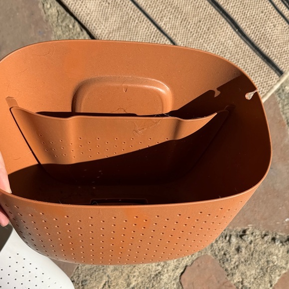 Wall-Mount planter Baskets in Brown and White - - Picture 2 of 5